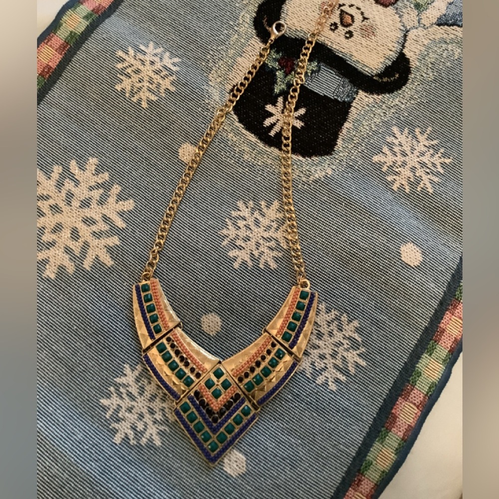 Necklace gold toned costume jewelry w beads & stones orange blue green